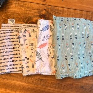 Muslin baby blanket bundle